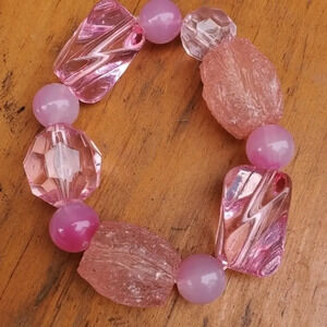 Vintage Pink Bead‎ Bracelet